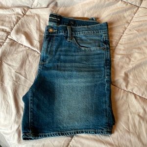 Jean shorts size 8/29